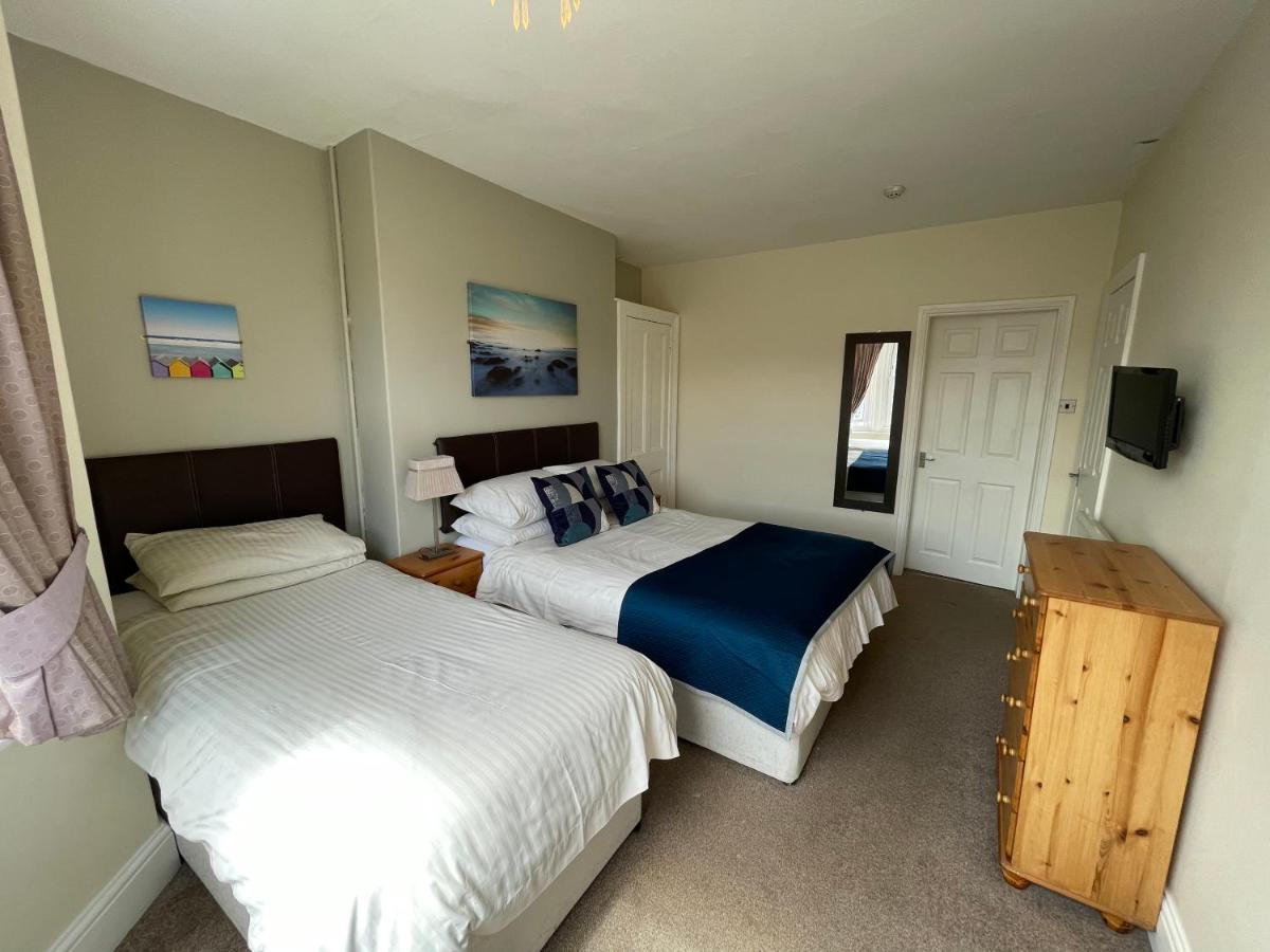 45 The Square Holiday Apartments Scarborough Buitenkant foto